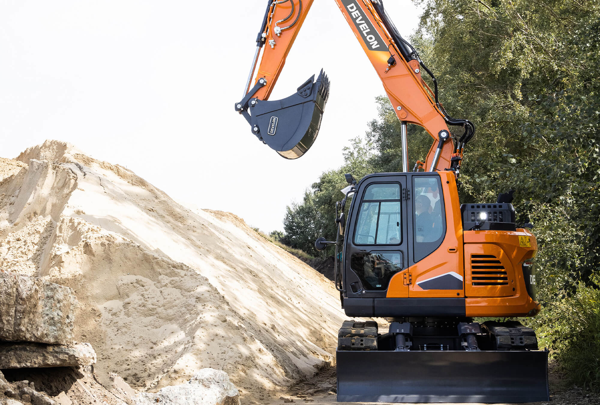 develon-dx140lcr-7-raupenbagger-kurzheck-lc image 2
