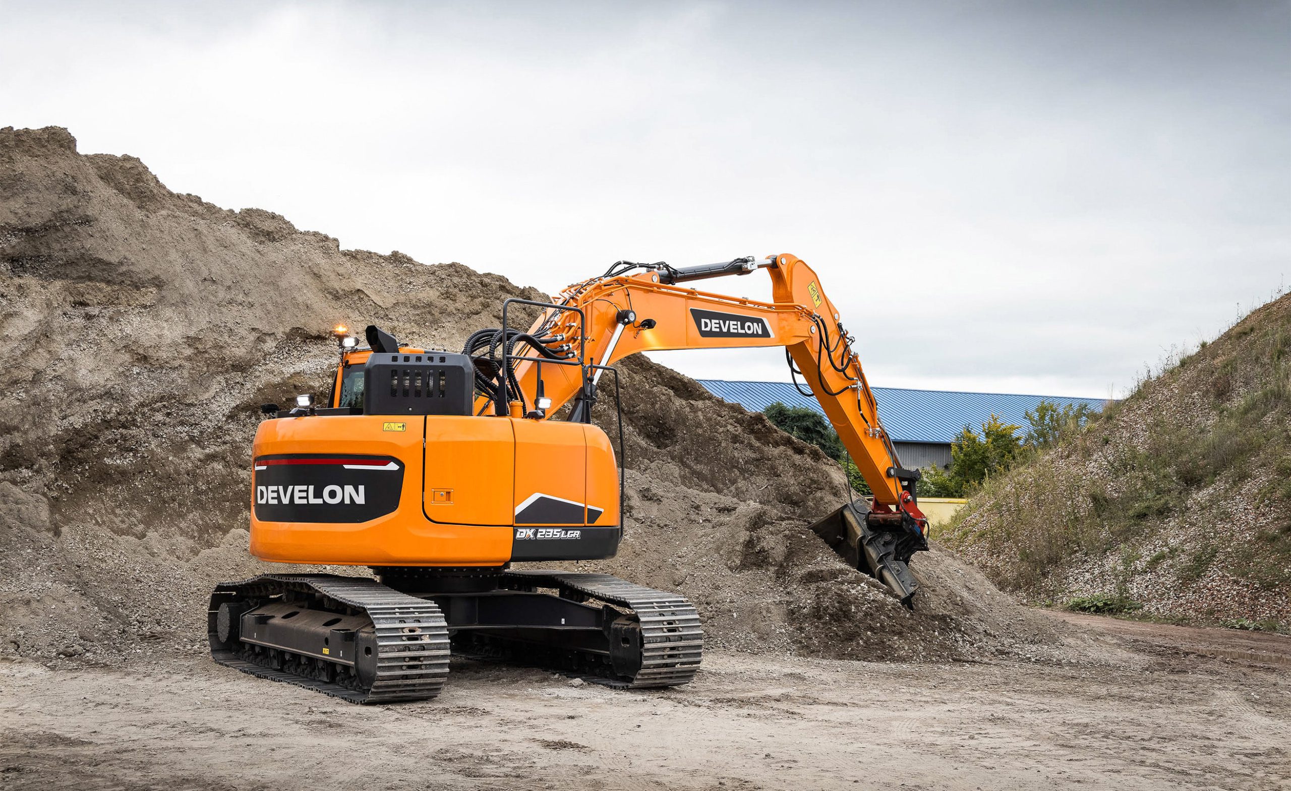 develon-dx235lc-7-kettenbagger-raupenbagger-diesel image 2