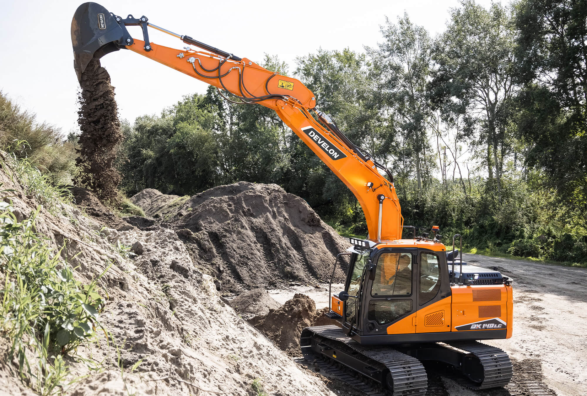 develon-dx140lc-7-kettenbagger-raupenbagger-diesel image 4