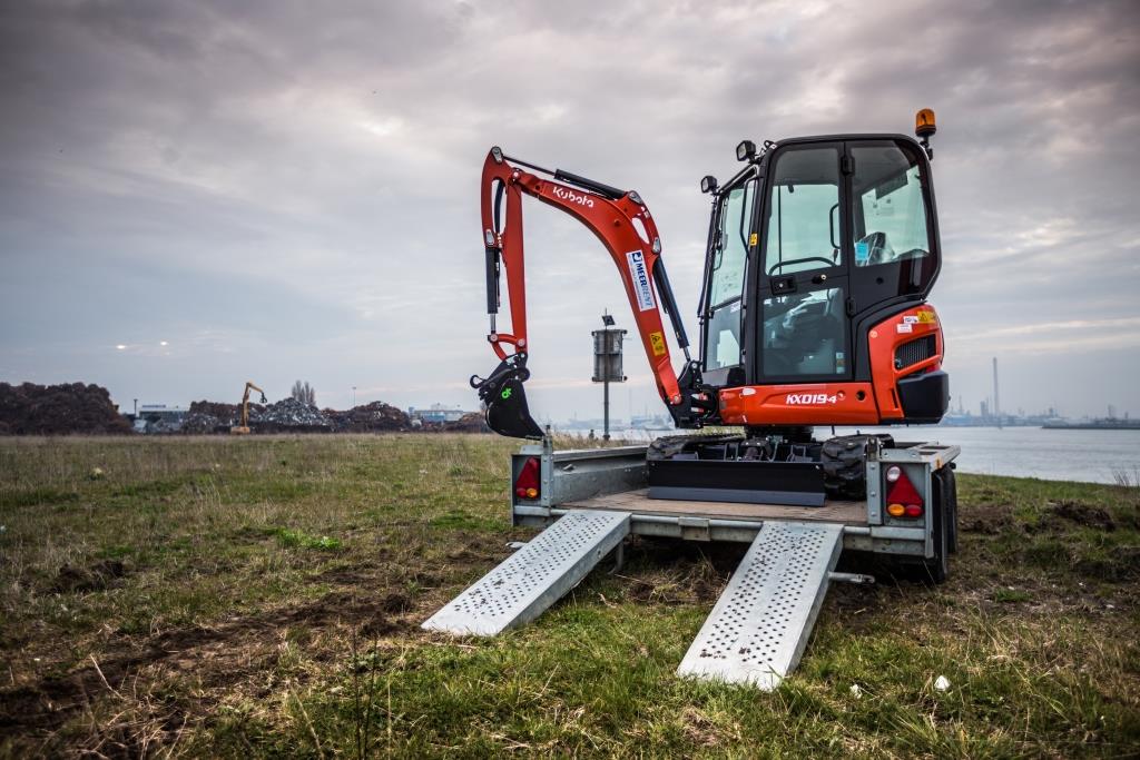 kubota-kx019-4-minibagger-kleinbagger-diesel-gartenbau image 2