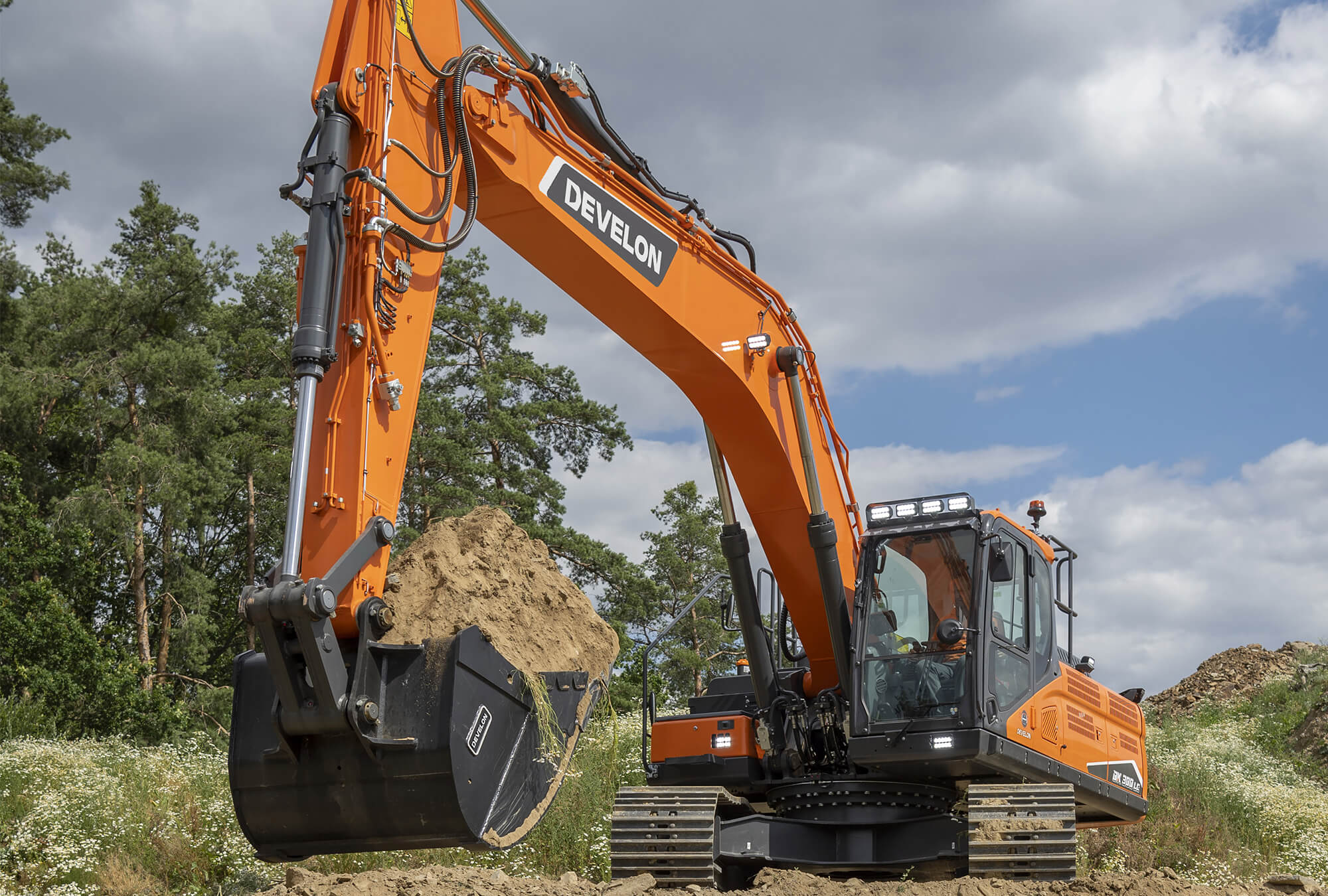develon-dx300lc-7k-raupenbagger-kettenbagger-lc image 5