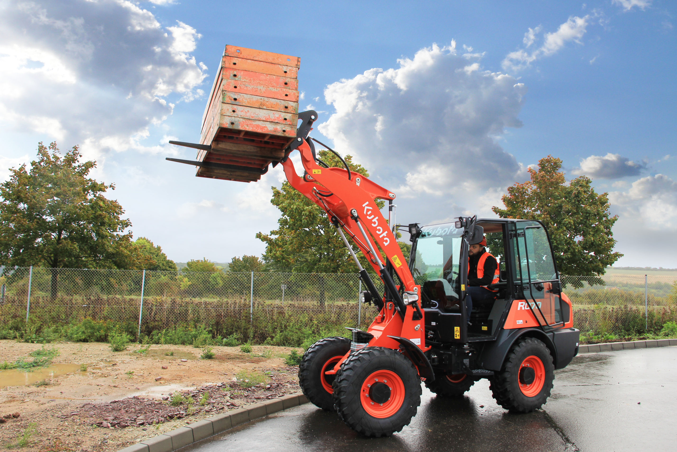 kraemer-kubota-r070-radlader-hoflader-kompakt image 3