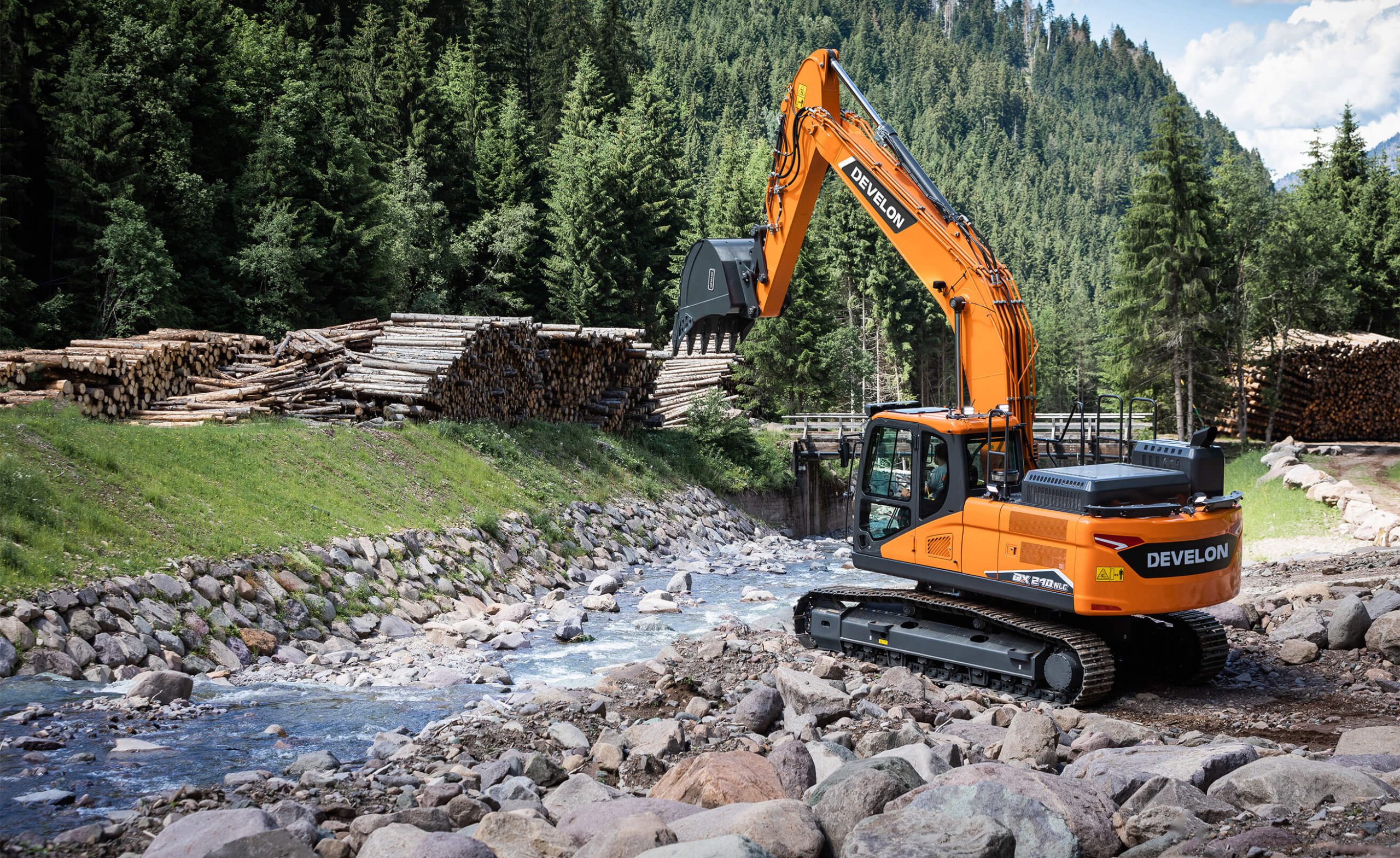 develon-dx210nlc-7-kettenbagger-21t-diesel image 2